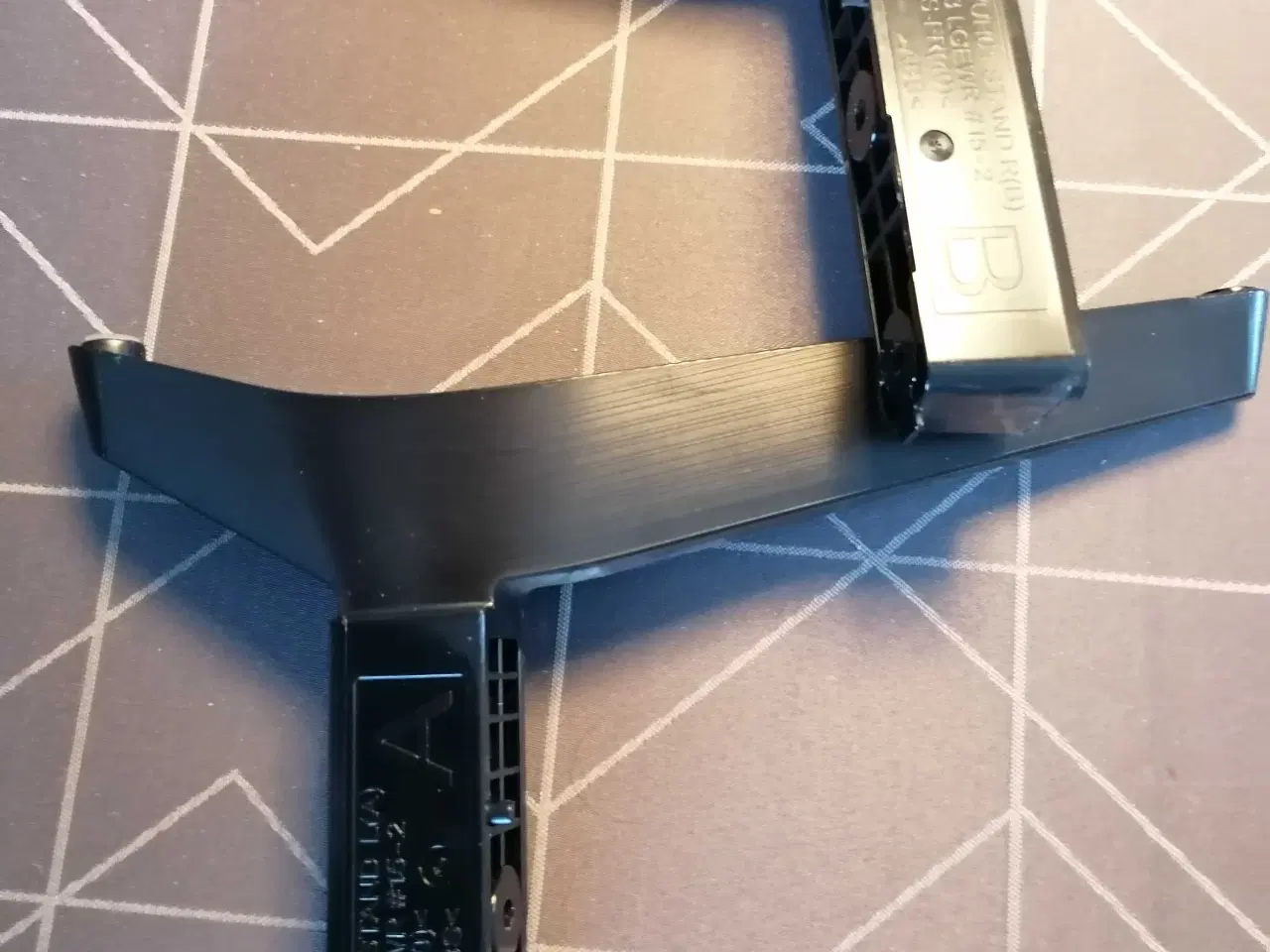 Billede 2 - Tv fod til LG 49"