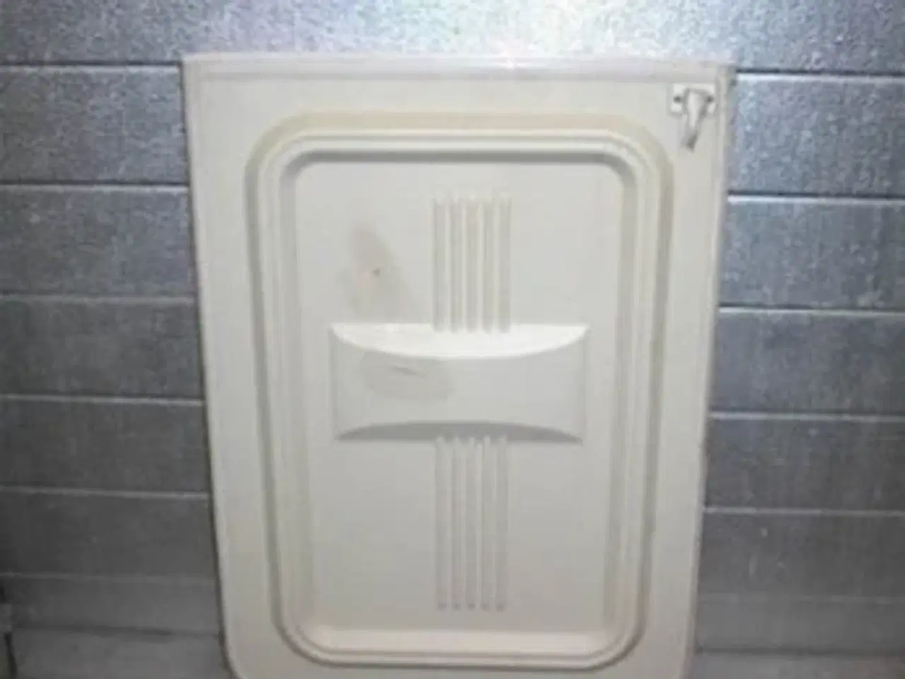 Billede 2 -   Dør Nederst