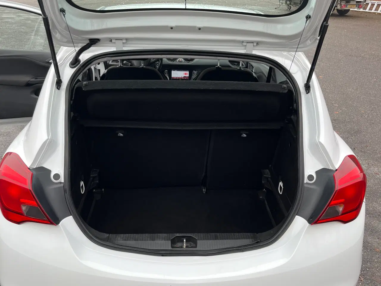 Billede 16 - Opel Corsa 1,4-3-dørs-2015