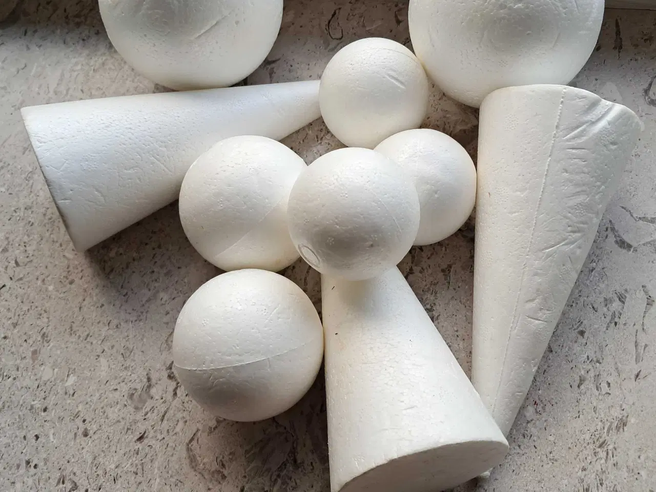 Billede 1 - Flamingokugler til dekoration