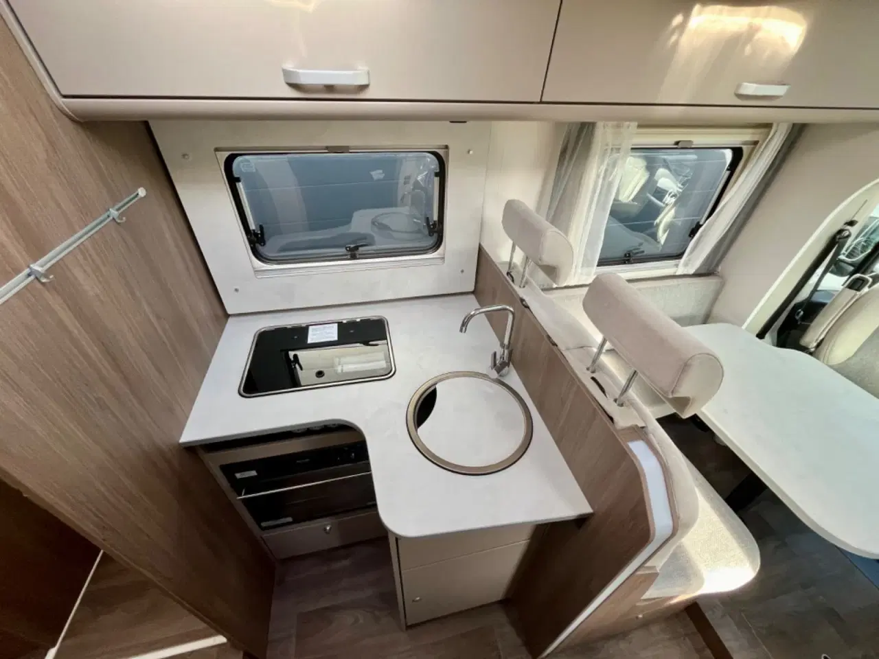 Billede 7 - Carado T447 PRO+ 2,2 JTD 140 aut.