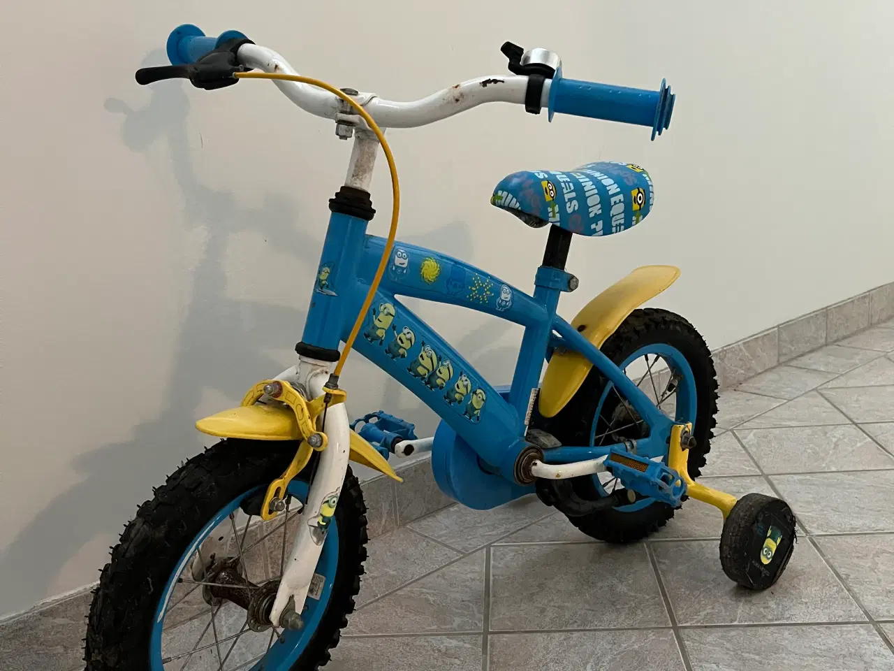 Billede 2 - Minion børnecykel