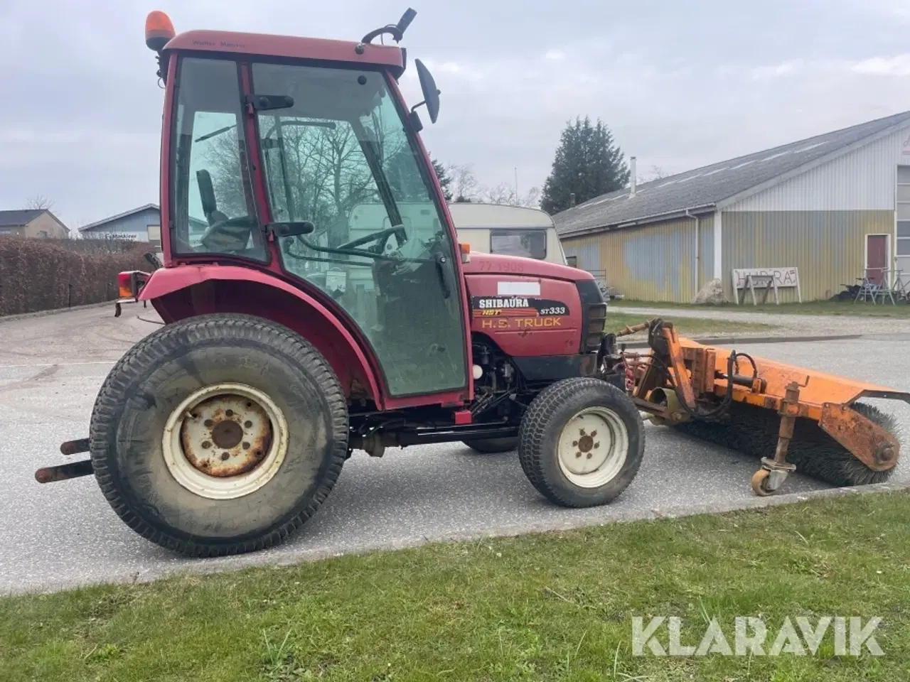 Billede 4 - Traktor Shibaura ST333 HST kompakt med kost