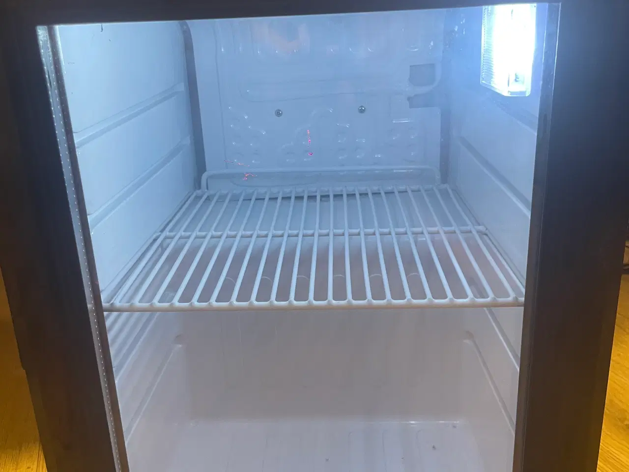 Billede 3 - Monster mini køleskab