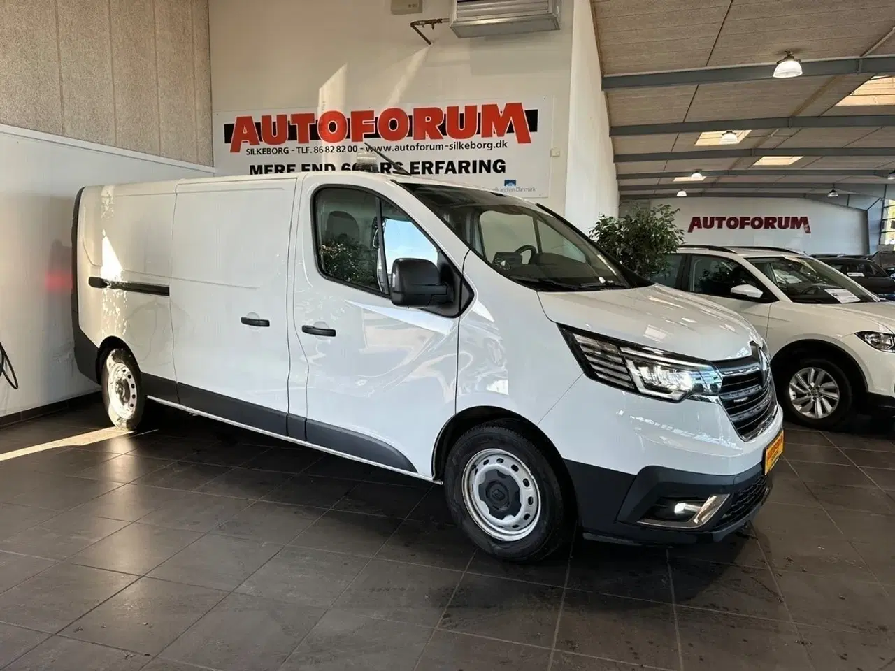 Billede 1 - Renault Trafic 2,0 dCi 150 L2H1 Tekno EDC