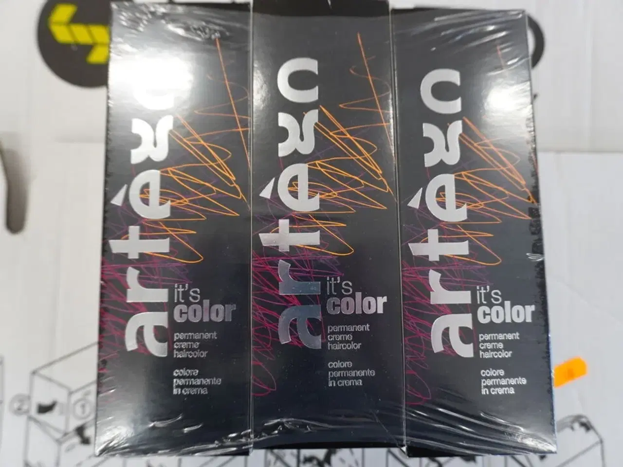 Billede 2 - Kasse med hårfarve, Artego BeautyFusion 100ml