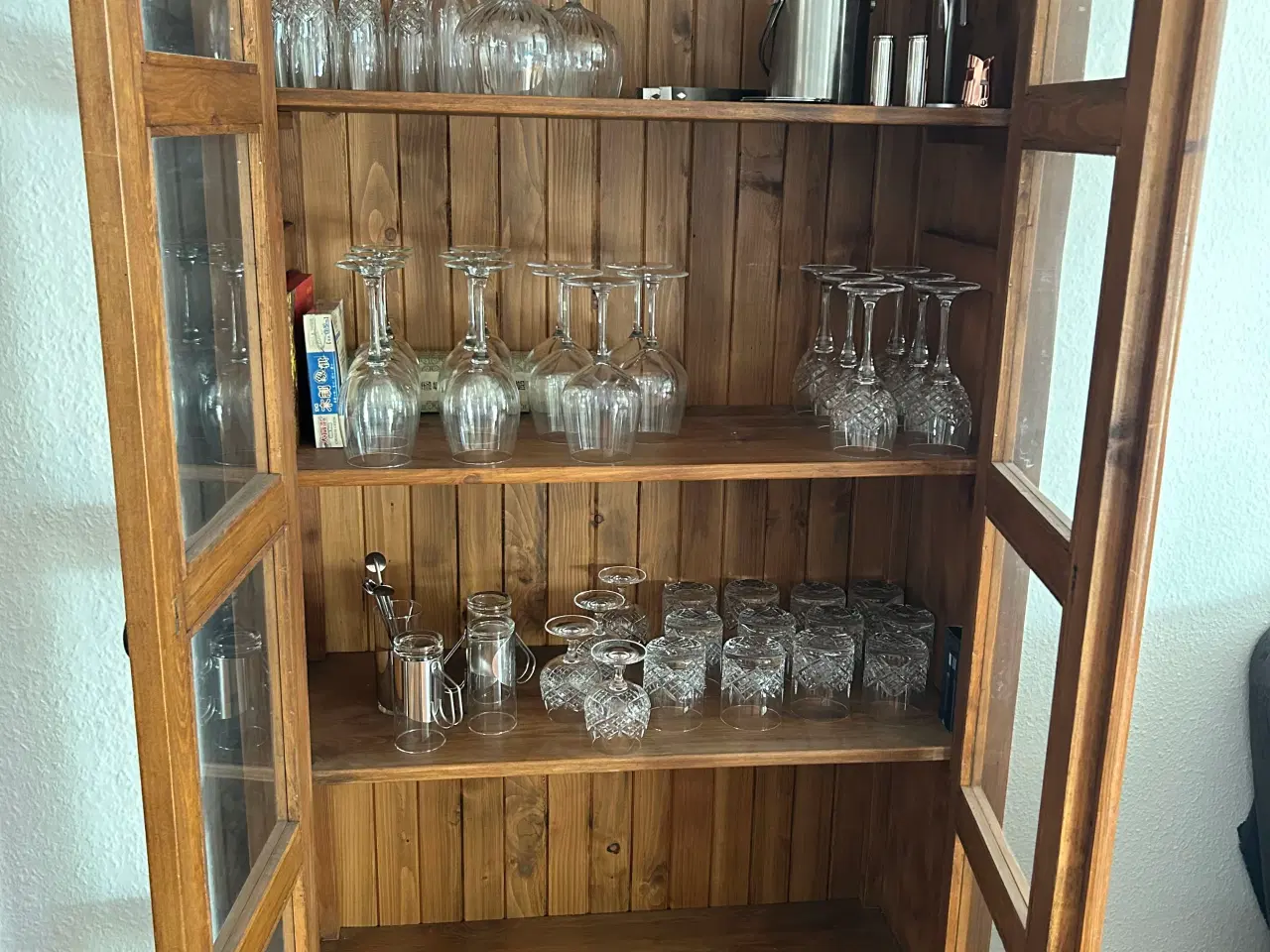 Billede 2 - Bund solidt glasskab