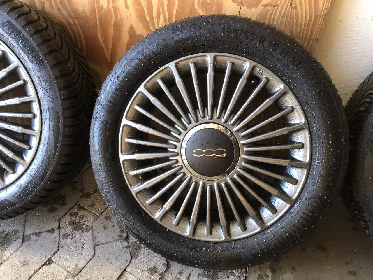 Billede 3 - Originale Fiat 500 alufælge helårsdæk 195/55-16