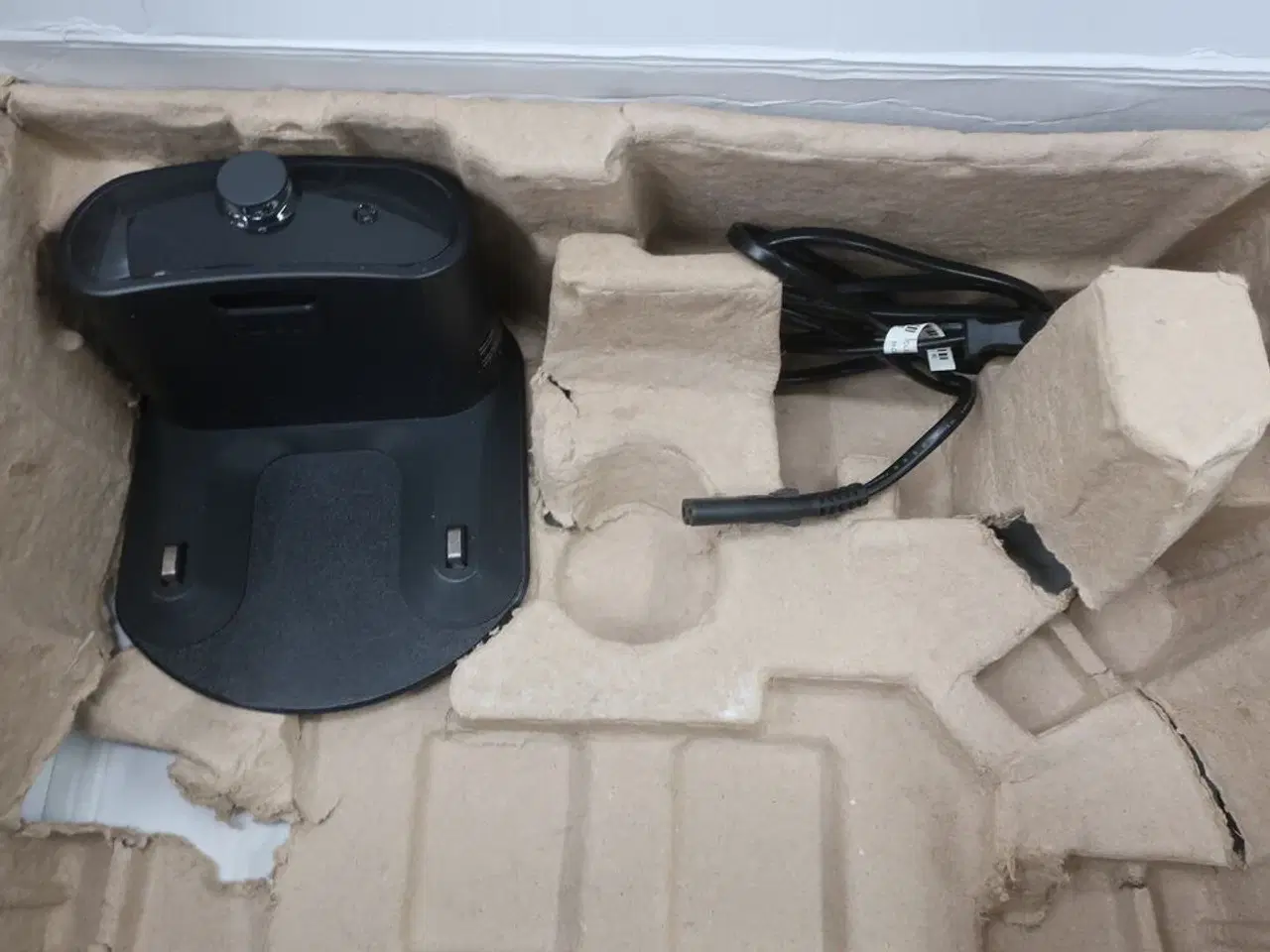 Billede 4 - Robotstøvsuger iROBOT ROOMBA 616