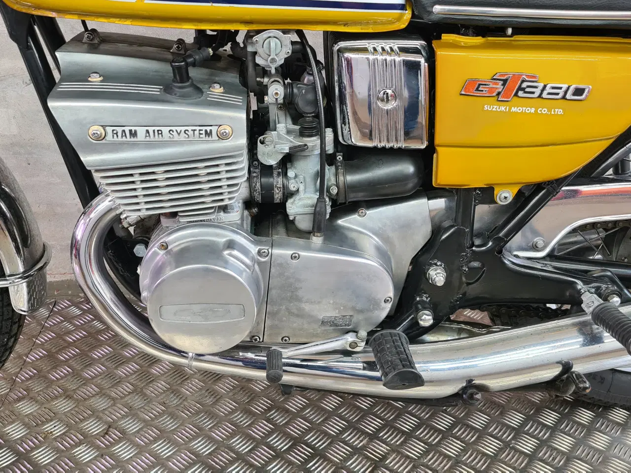 Billede 11 - Suzuki GT 380 Årg 1974