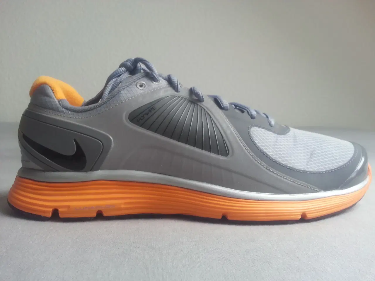 Billede 1 - Nike Lunareclipse +4 Shield