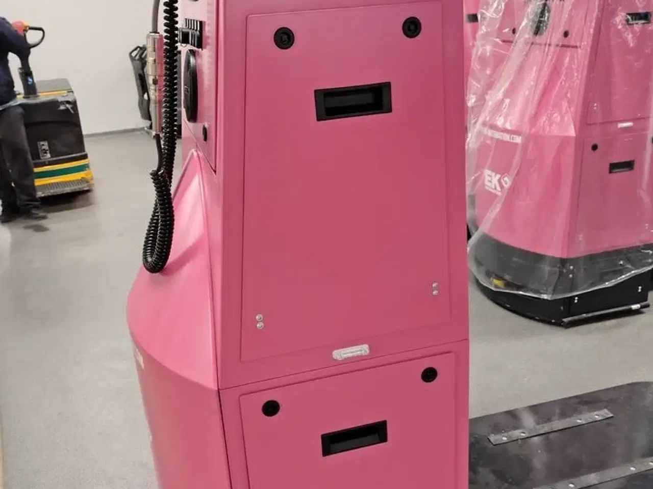 Billede 4 - Eleven Transport Robots and six chargers E&K AUTOMATION ECO L03