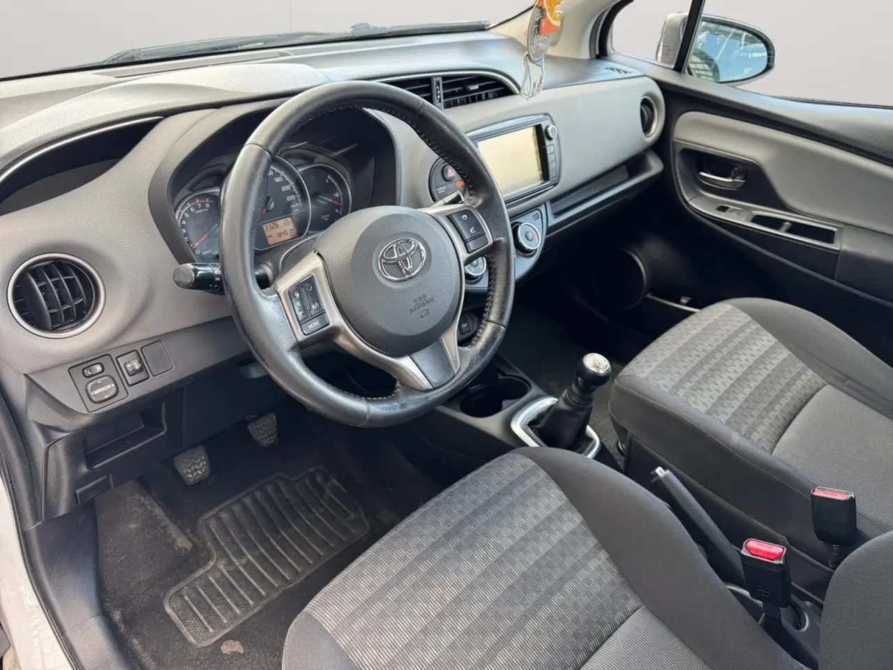 Billede 5 - Toyota Yaris 1,0 VVT-i T2 Touch