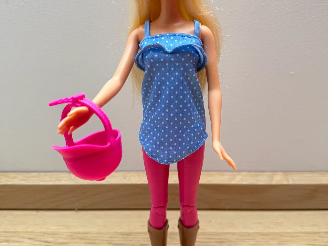 Billede 2 - Barbie med hest