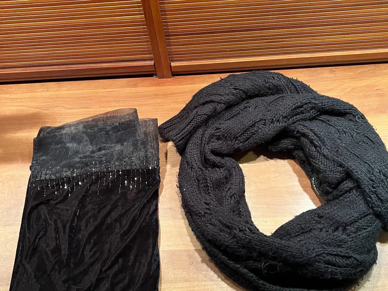 Billede 1 - Rigtig lækre og varme halstørklæder 
