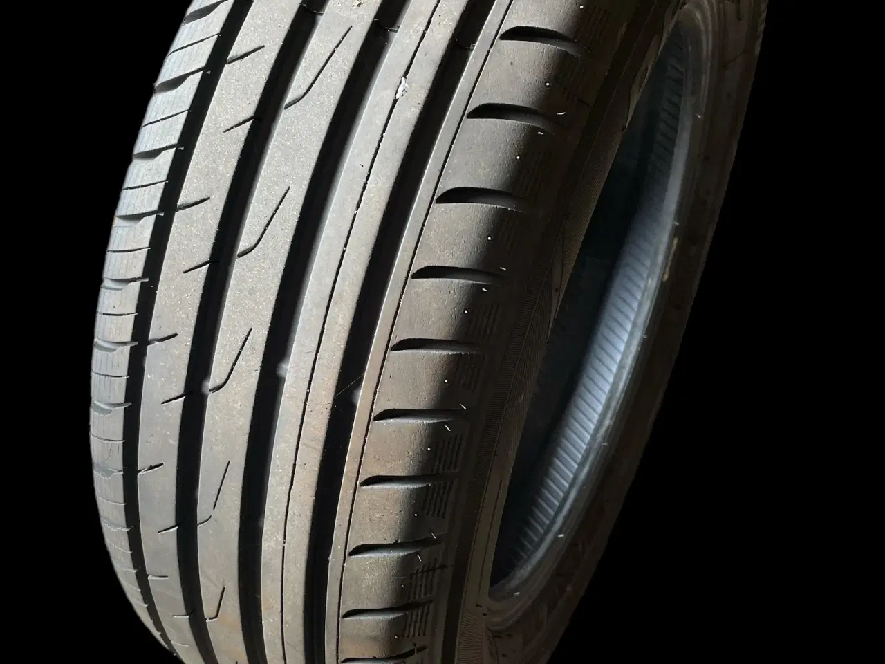 Billede 1 - 17 Toyo 215/60r17 Ref.J22 Sommer