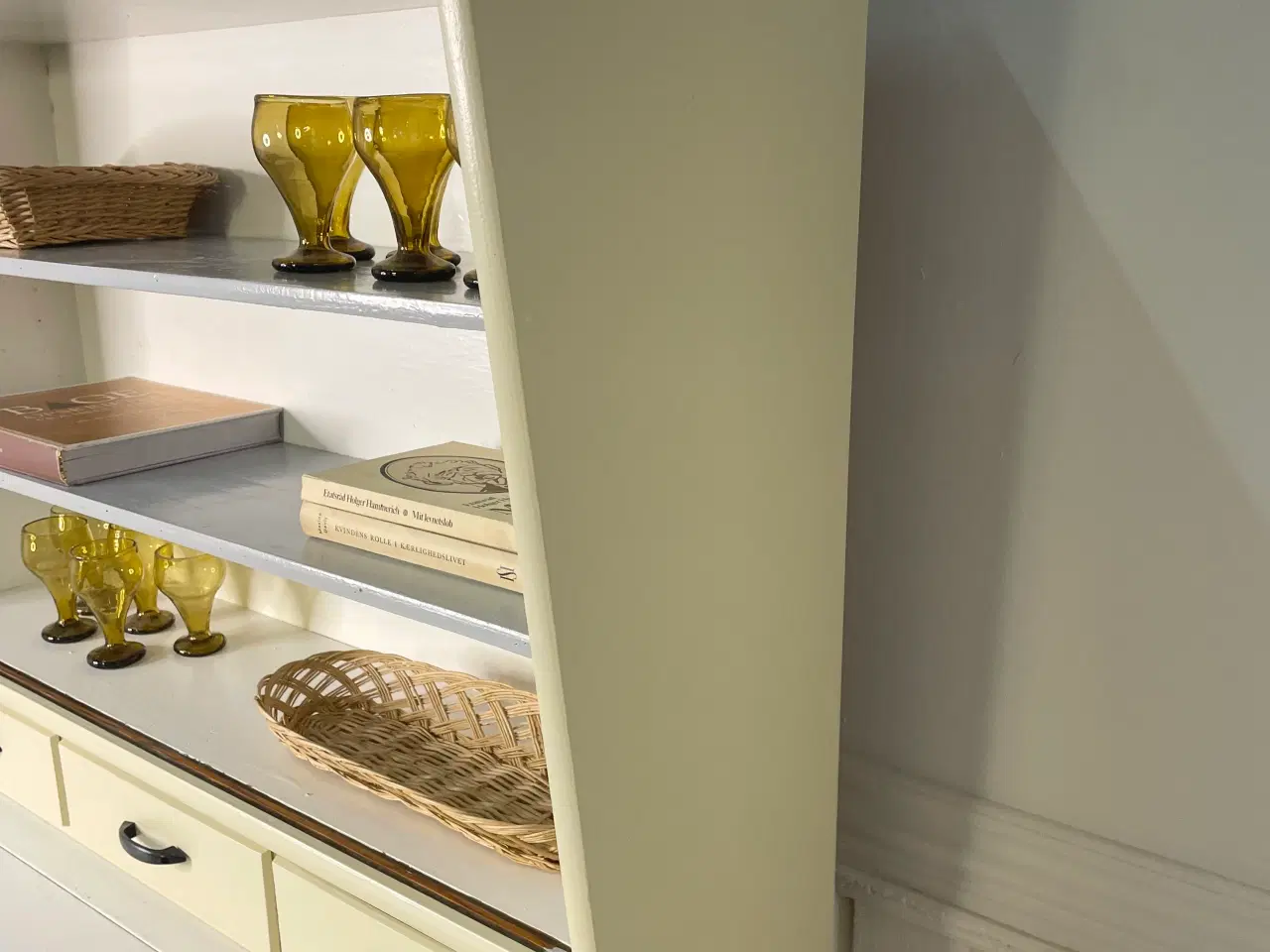 Billede 6 - Københavnerskab med gult glas