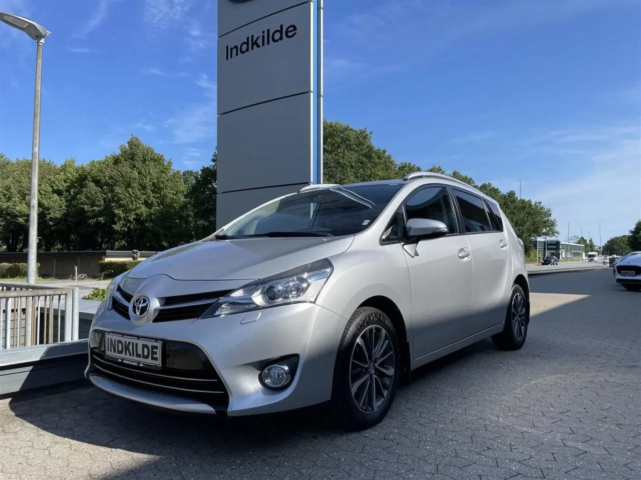 Billede 1 - Toyota Verso 1,8 VVT-i T2 Premium 7prs