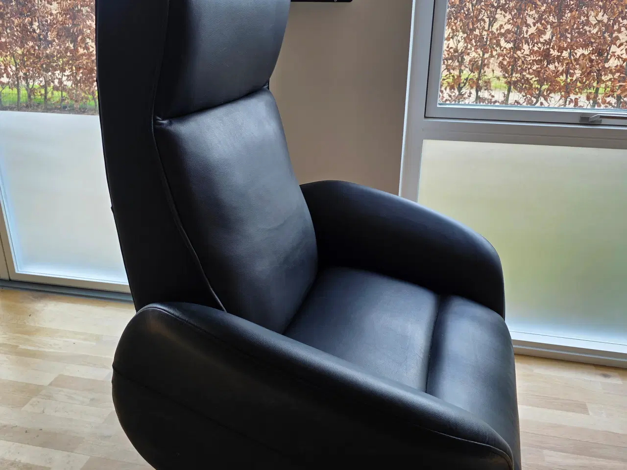 Billede 8 - Lindebjerg otium stol 360 Luksus med massage/varme