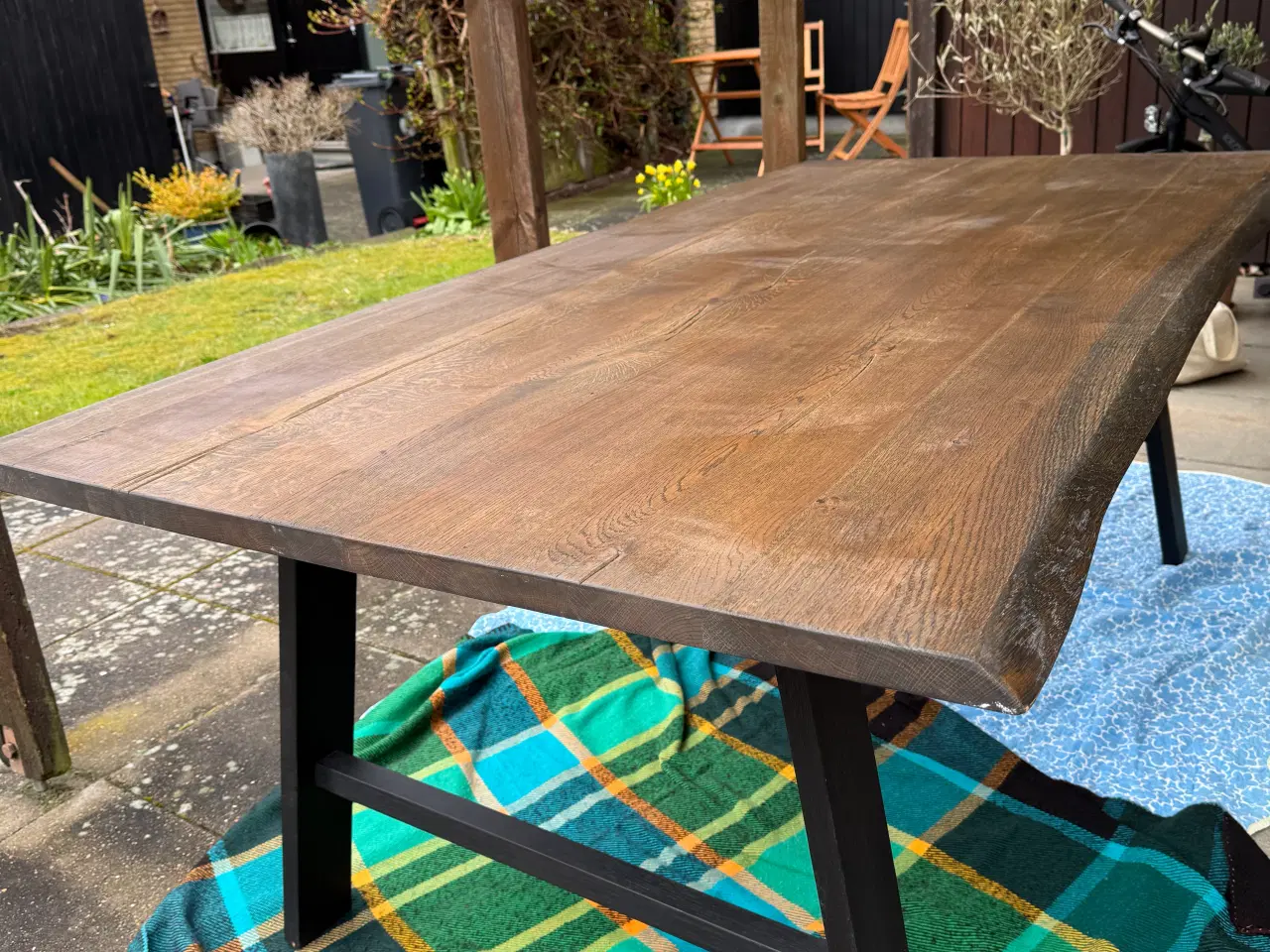 Billede 1 - Plankebord i massiv mørk grå olieret eg