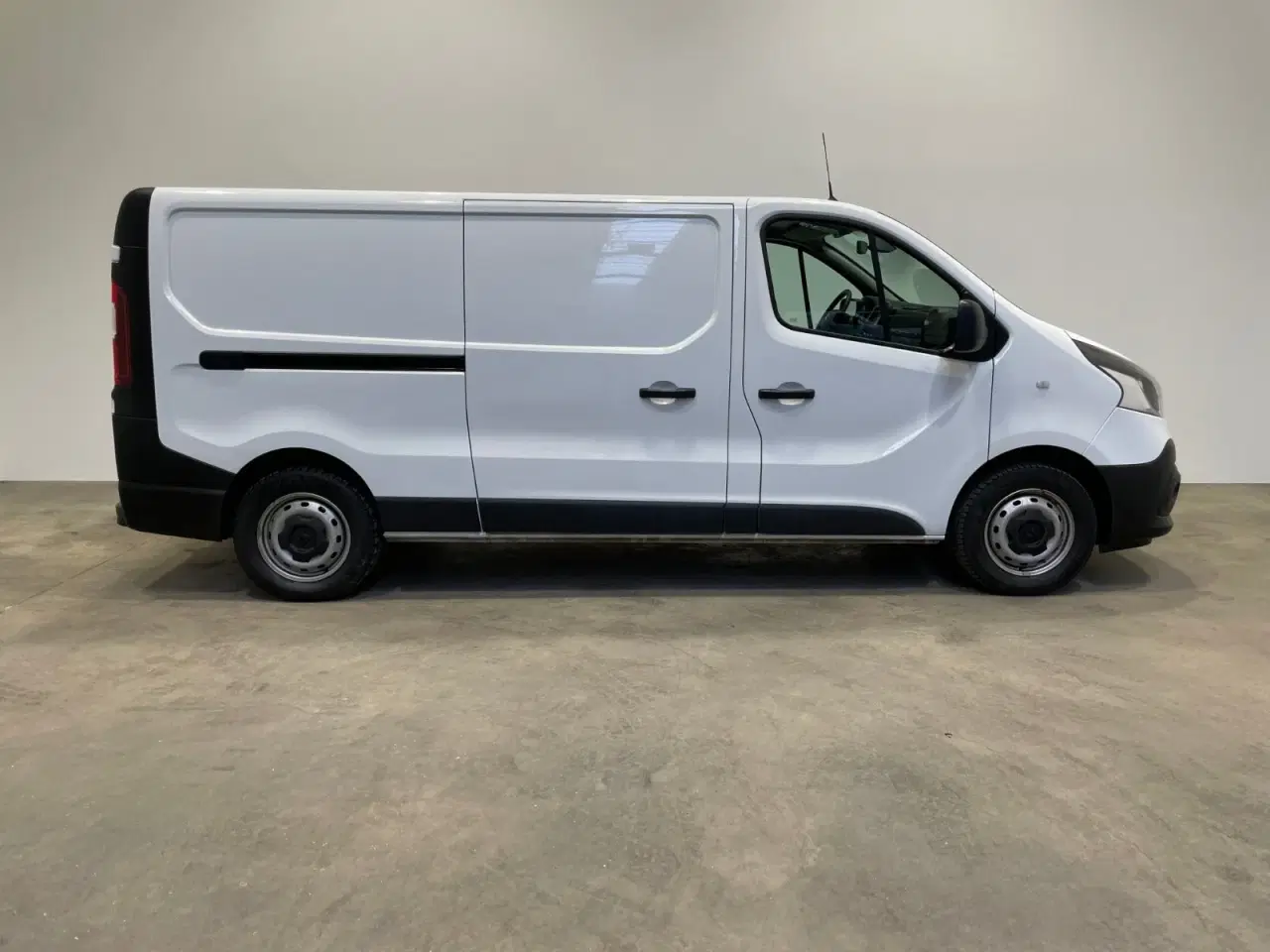 Billede 5 - Renault Trafic T29 2,0 dCi 145 L2H1