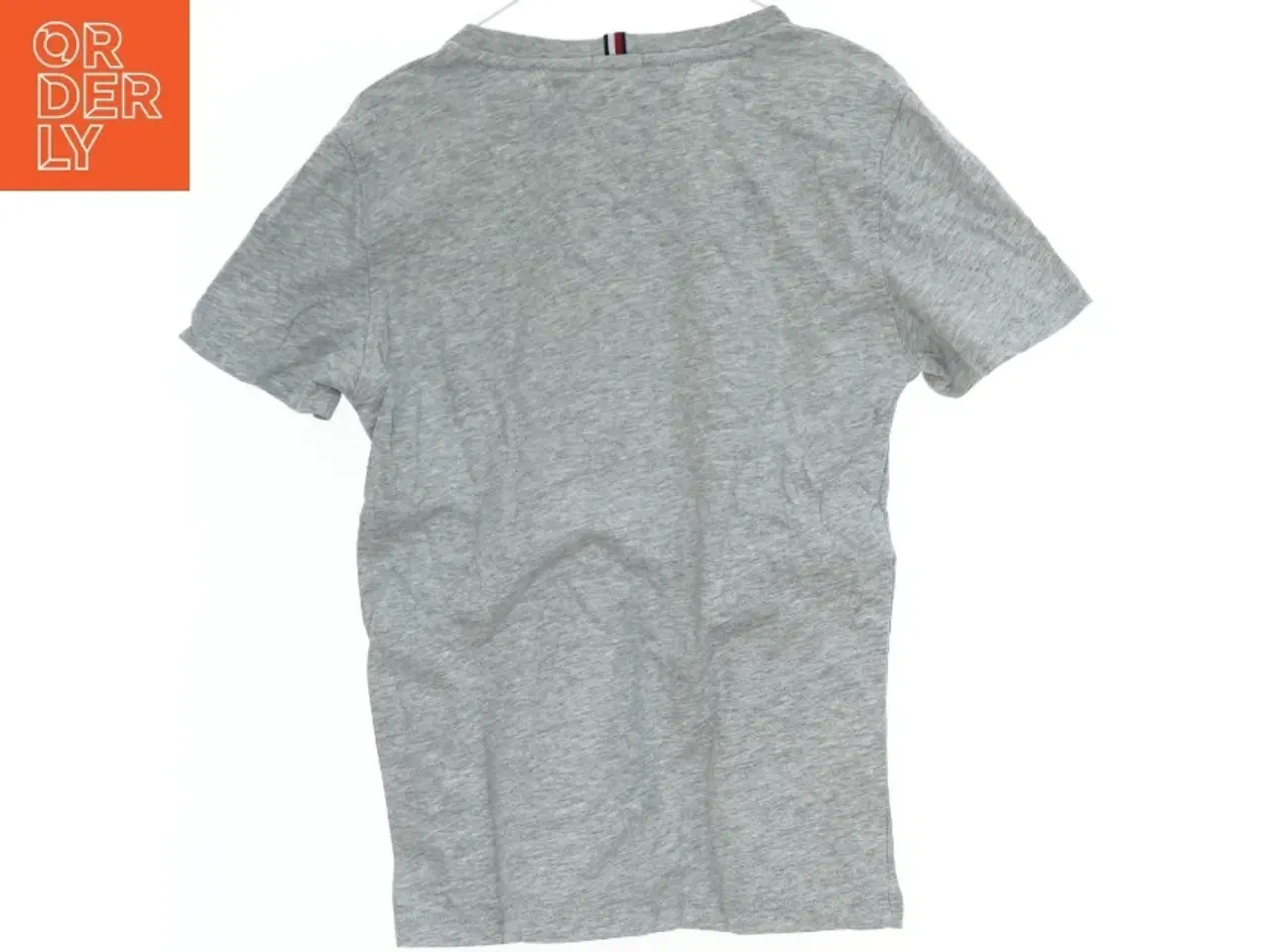 Billede 2 - Tommy Hilfiger T-shirt fra Tommy Hilfiger (str. 152)