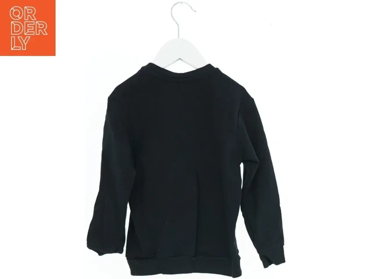 Billede 2 - Sort Hummel sweatshirt fra Hummel (str. 104)