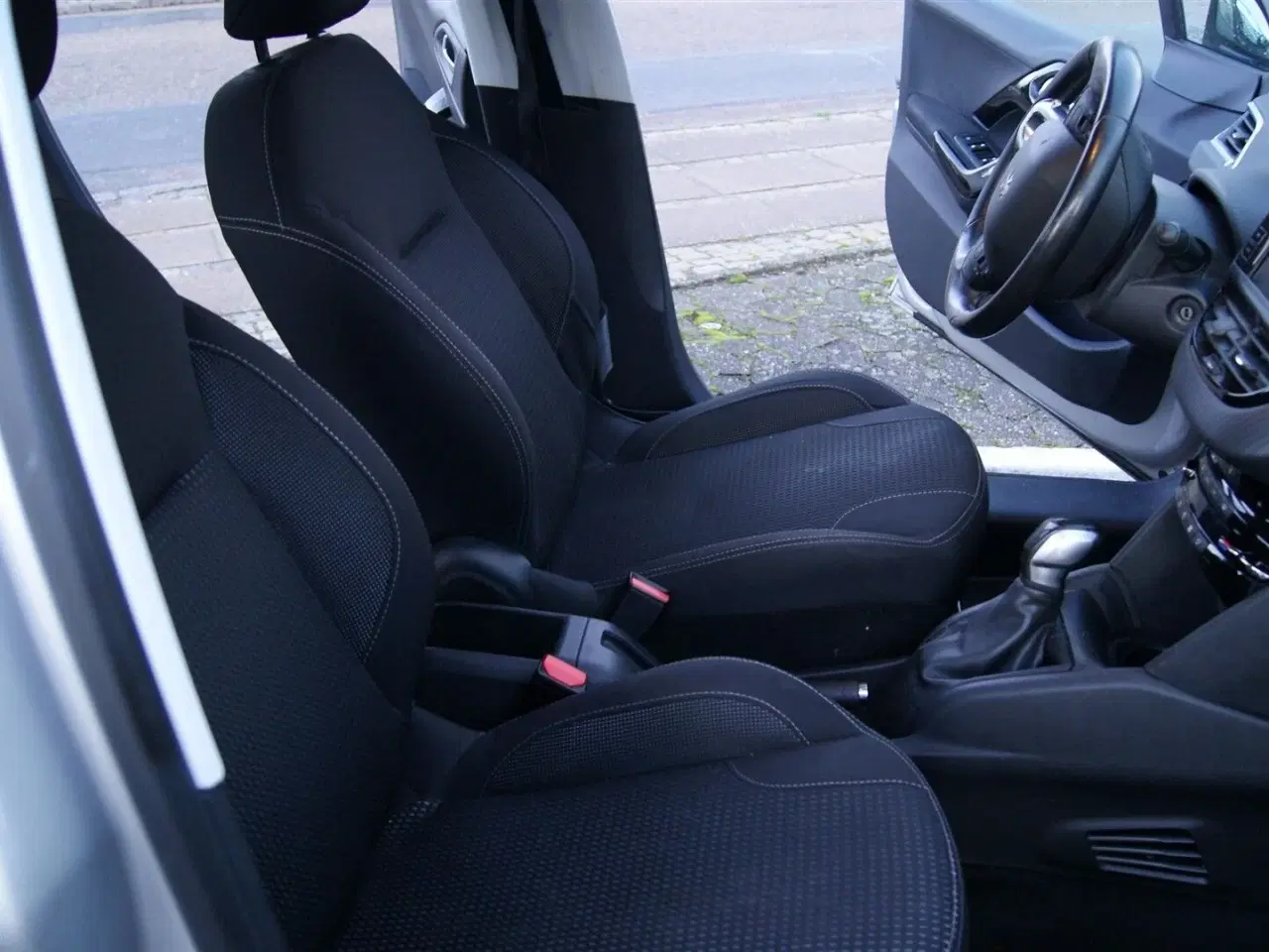 Billede 13 - Peugeot 208 1,6 BlueHDi Desire 100HK 5d