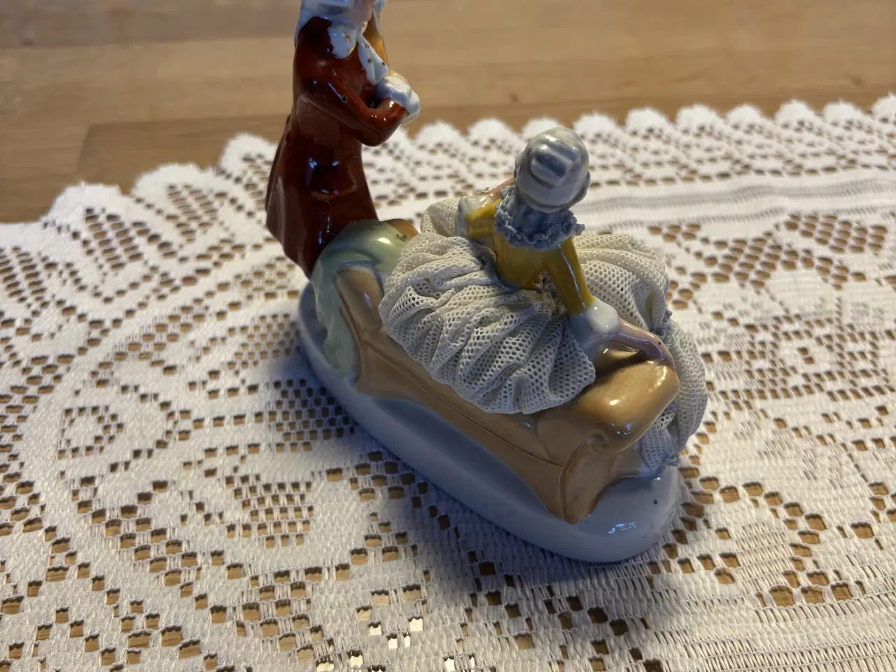 Billede 2 - Rokoko figur måler 13 cm