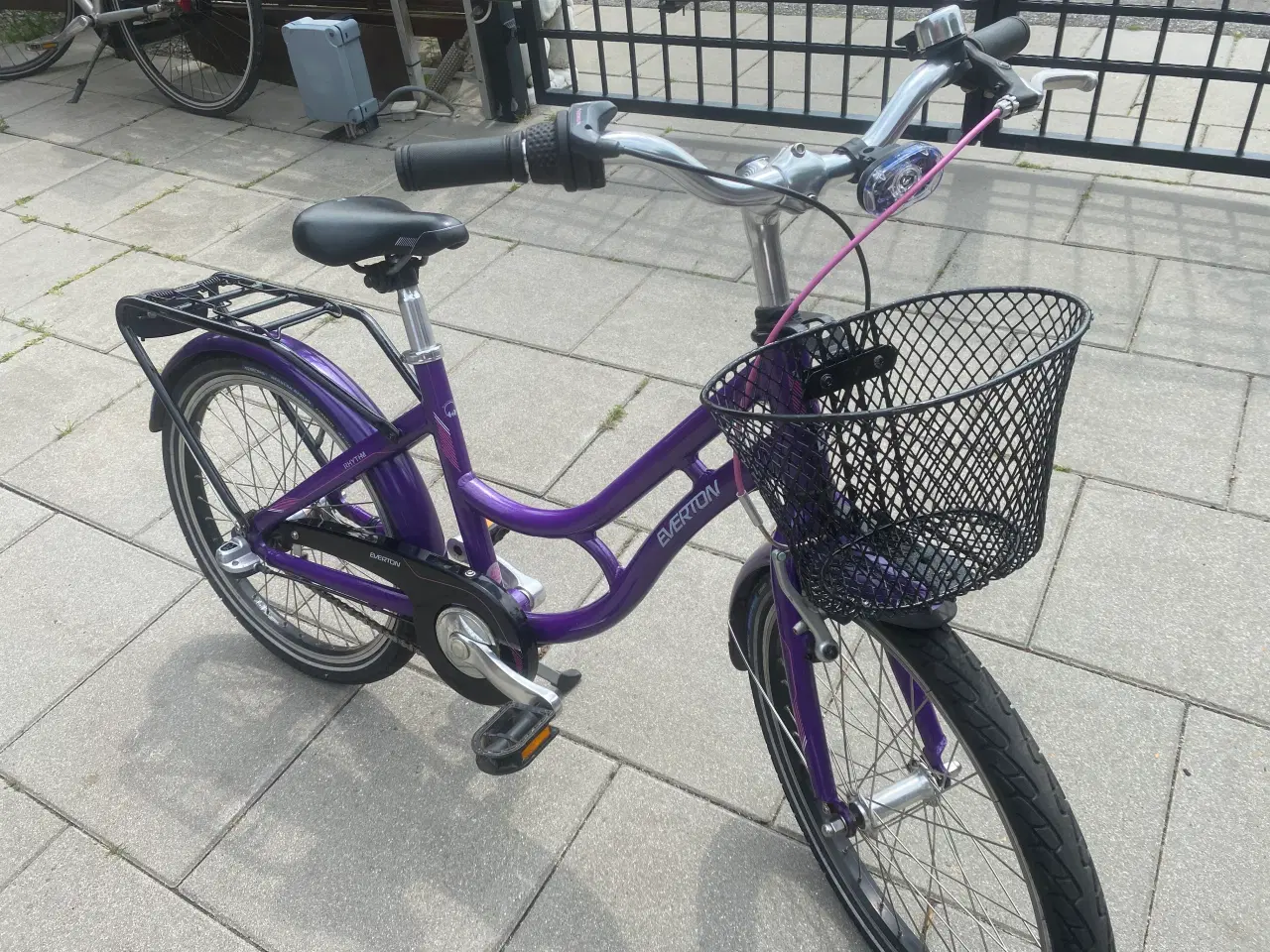 Billede 7 - Købt til 4499 kr 20 tommer prinsesse cykel 