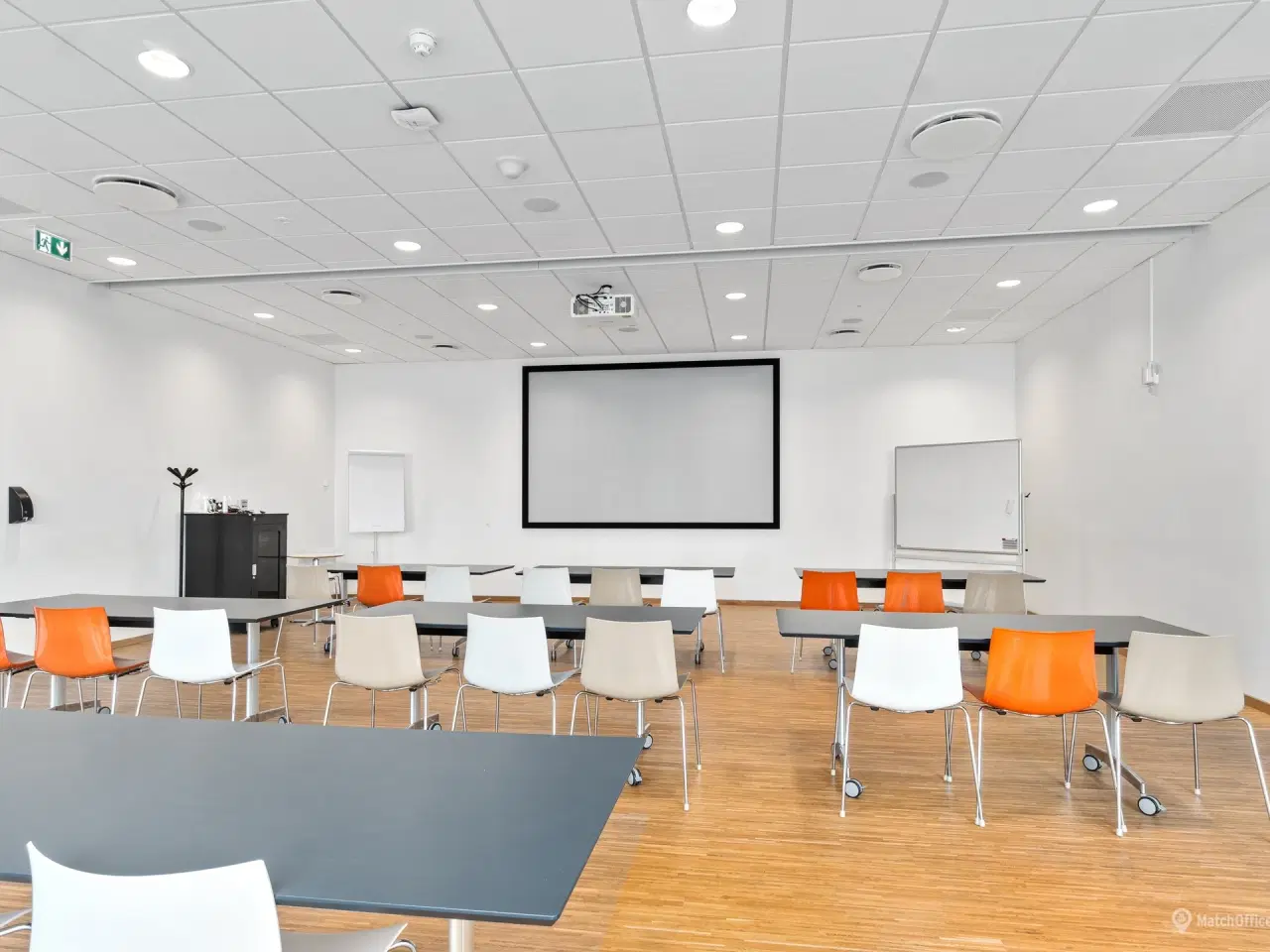 Billede 18 - Gladsaxe Company House - DGNB-certificeret kontorhus med serviceret reception. fælles kantine og mødecenter