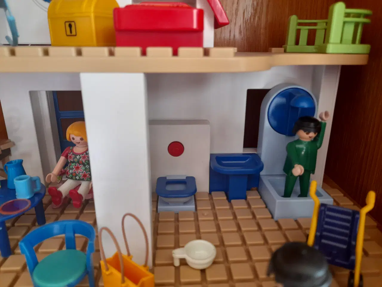 Billede 5 - Playmobil hus med meget tilbehør