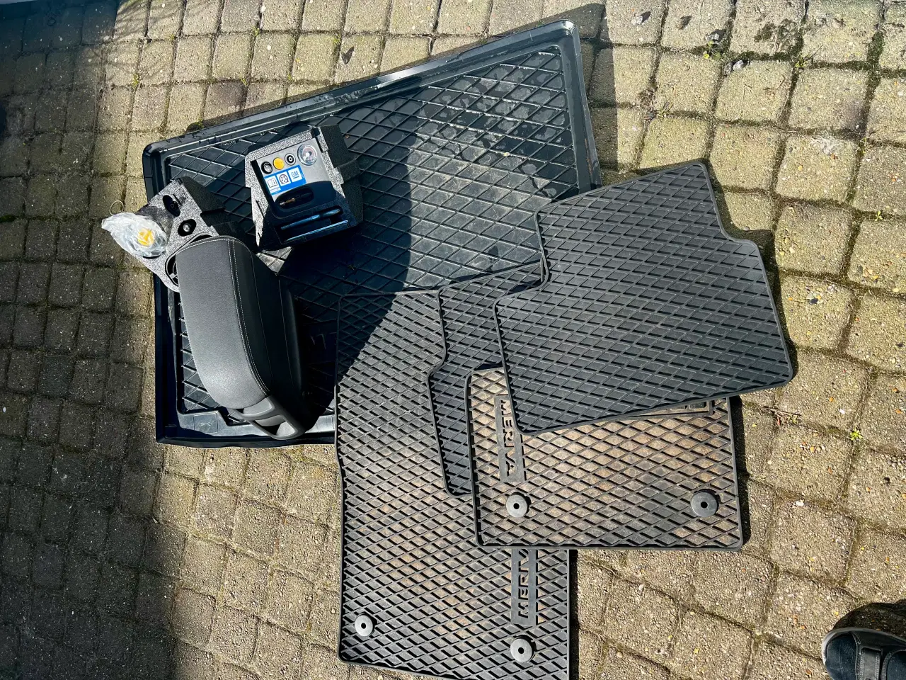 Billede 1 - Originalt udstyr til Opel Meriva (B) 2012