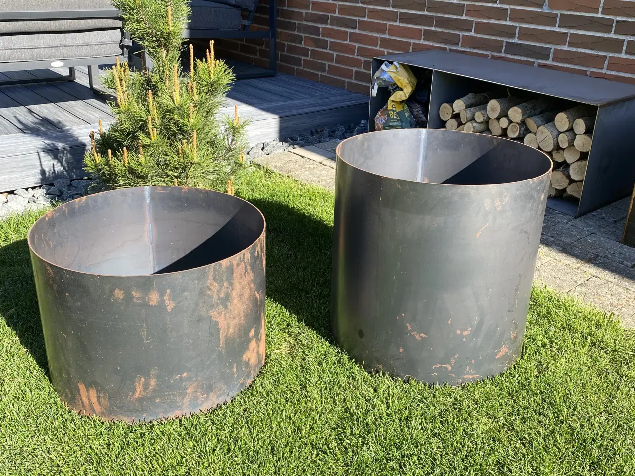 Billede 2 - Rund corten plantekasse – moderne og holdbar
