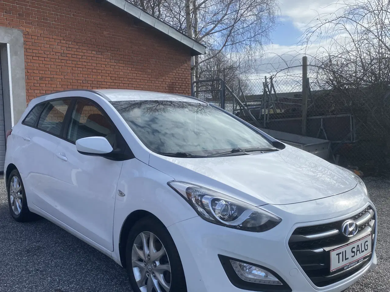 Billede 2 - Super flot og velkørende familiebil 🚘