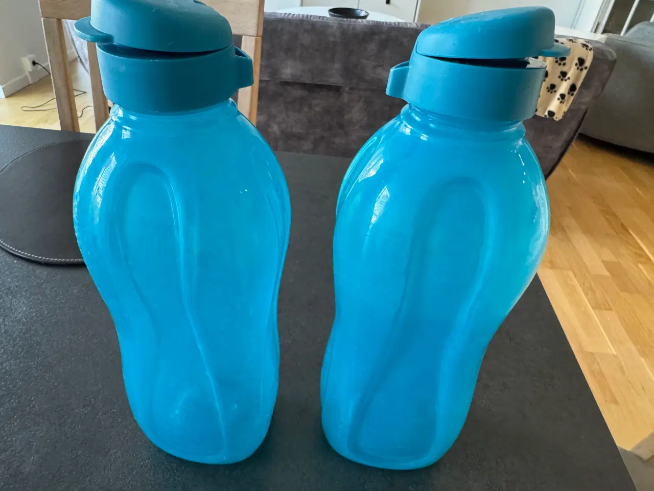 Billede 1 - 2 stk. flasker fra Tupperware