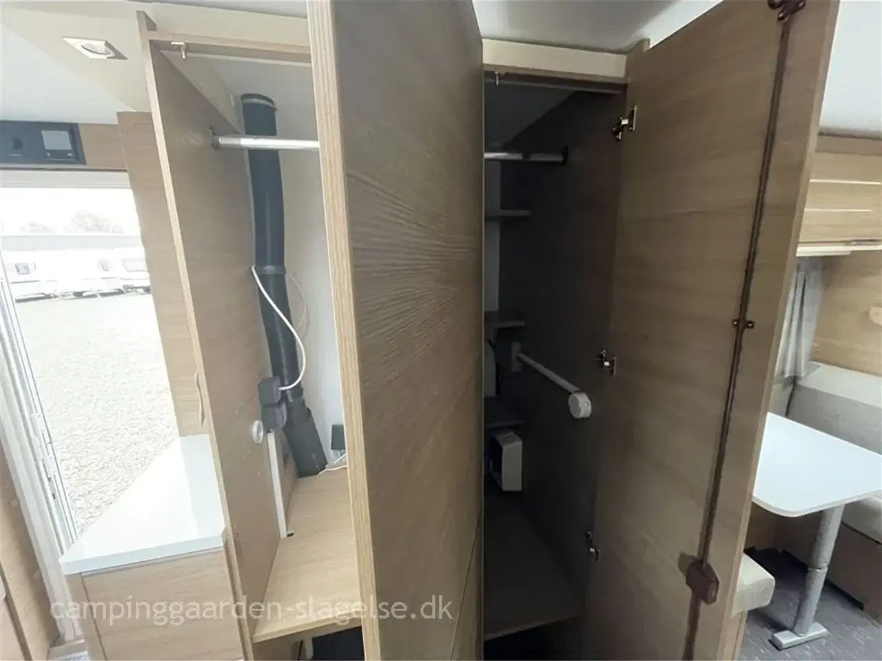 Billede 15 - 2019 - Adria Adora 753 UC Alde Centralvarme   Adria Adora 753 UC – campingvognen der føles som et sommerhus på hjul!