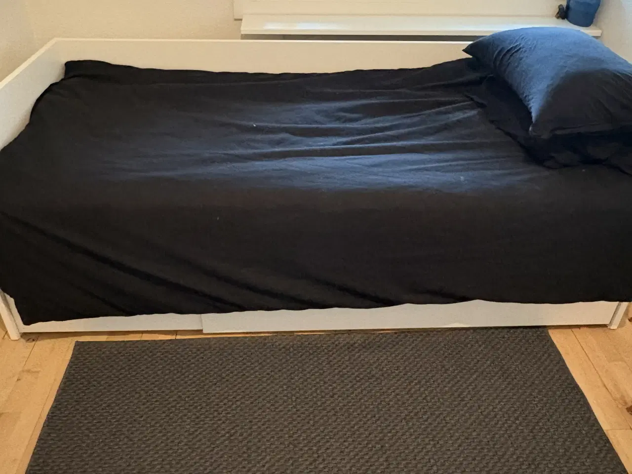 Billede 2 - IKEA seng med opbevaringsskuffer