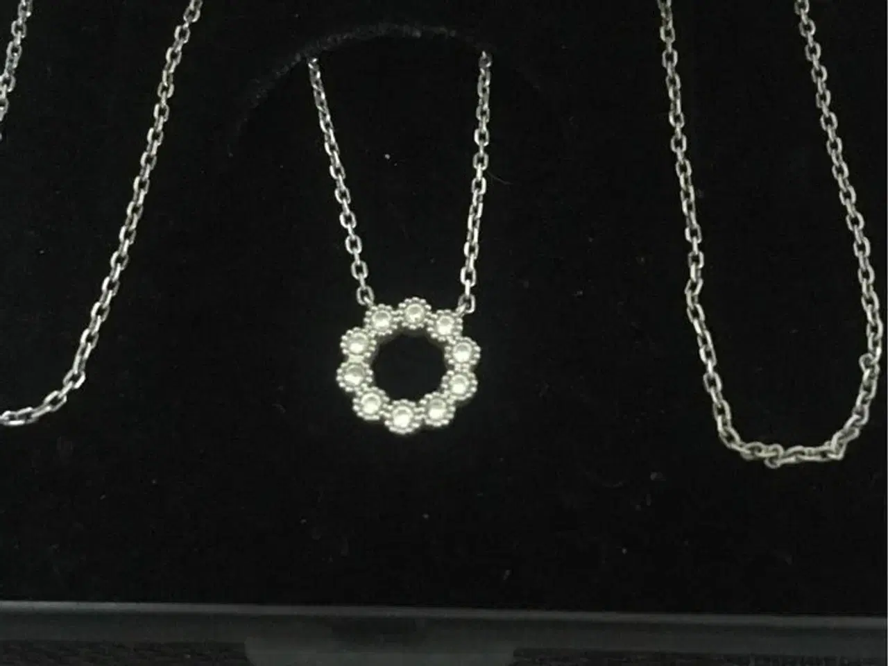Billede 1 - Sølvhalskæde