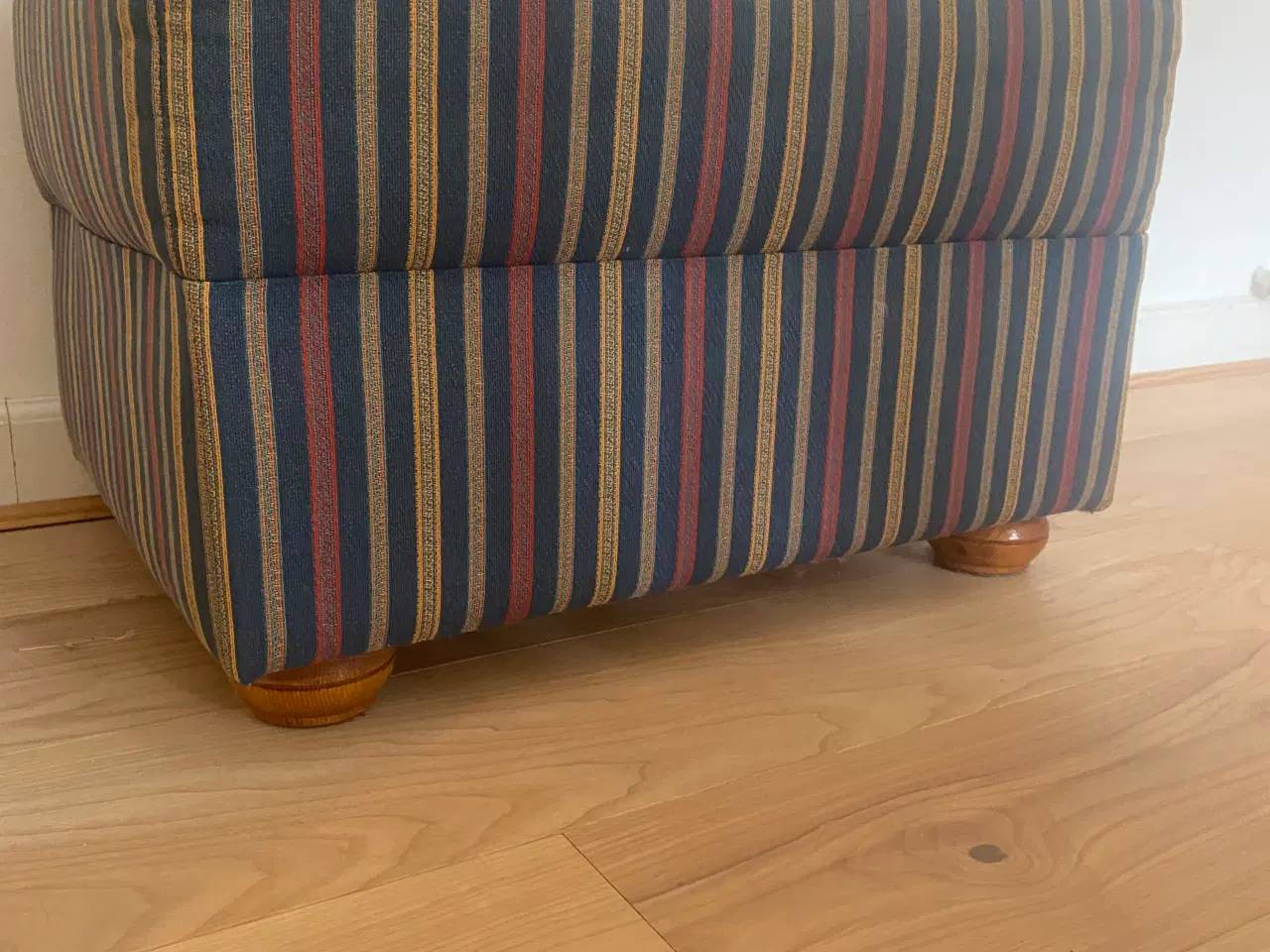 Billede 1 - Retro sofa puf