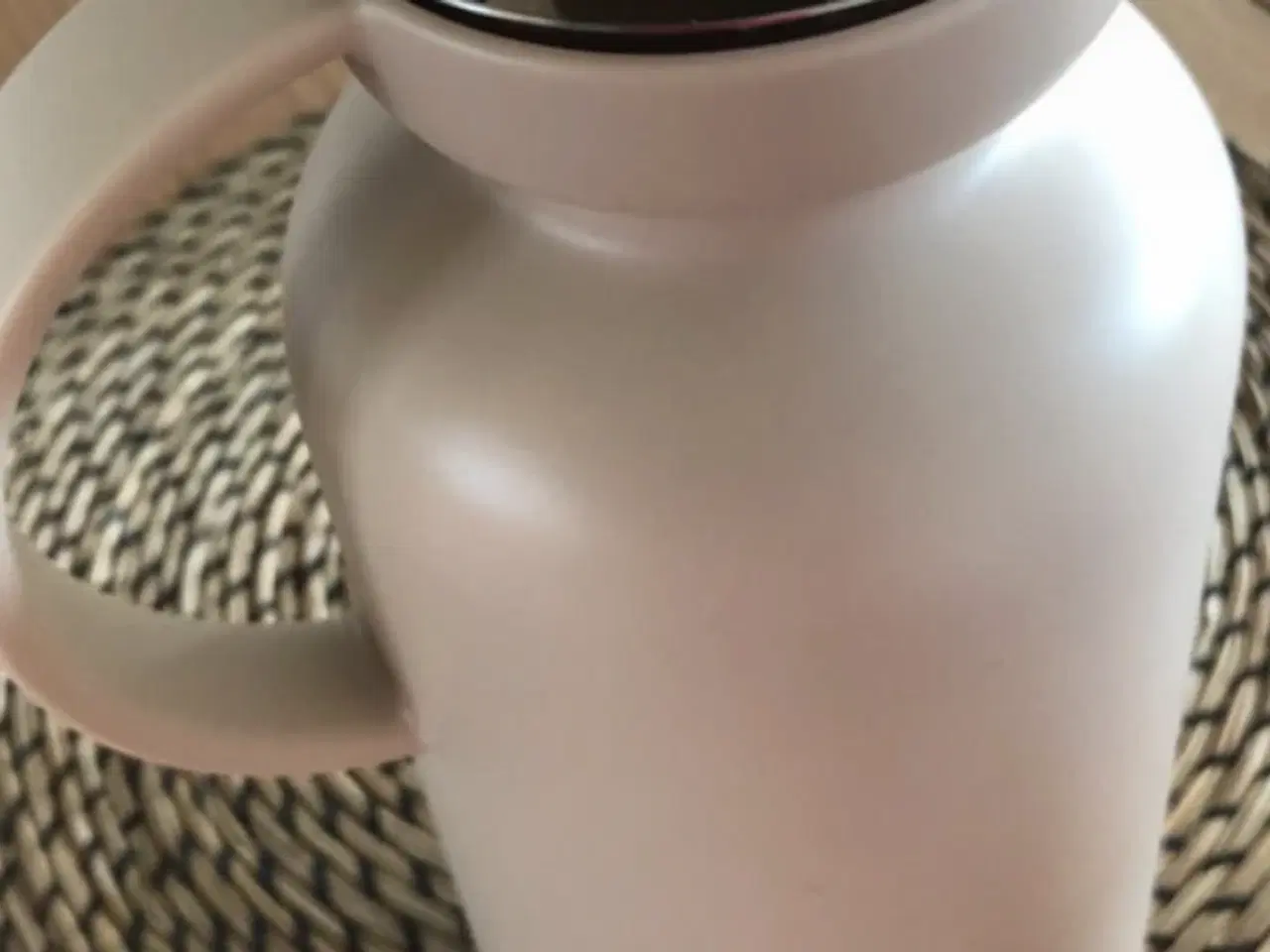 Billede 1 - Eva solo kande i Beige 3 måneder gammel .