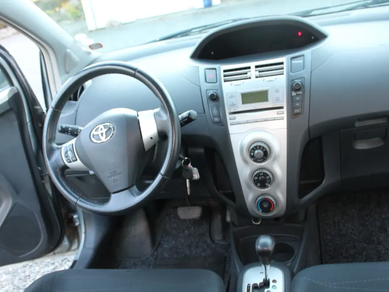 Billede 13 - Toyota Yaris 1,4 D-4D Luna