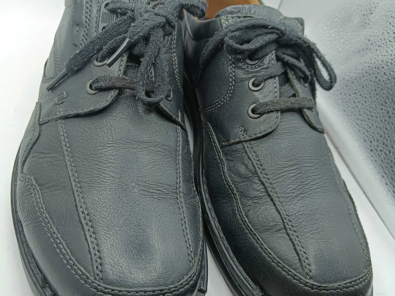 Billede 5 - Ecco sort læder sko 45str