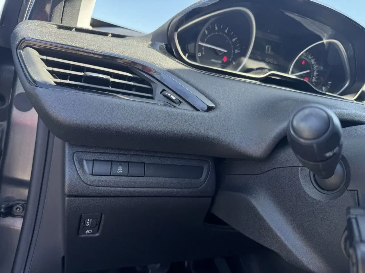 Billede 9 - Peugeot 208 1,2 VTi Active 82HK 5d