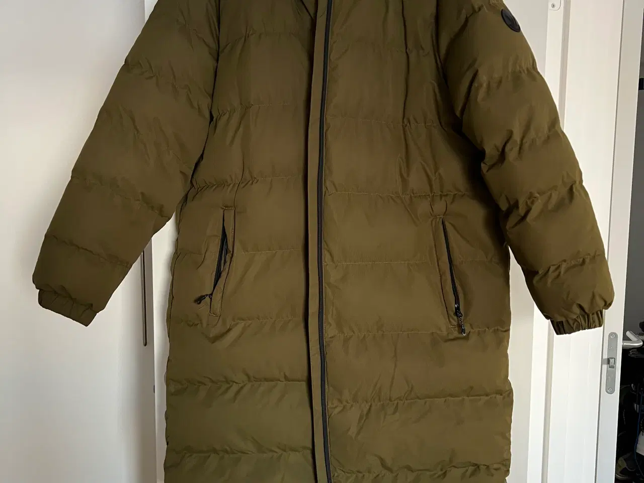 Billede 2 - Dynejakke sælges