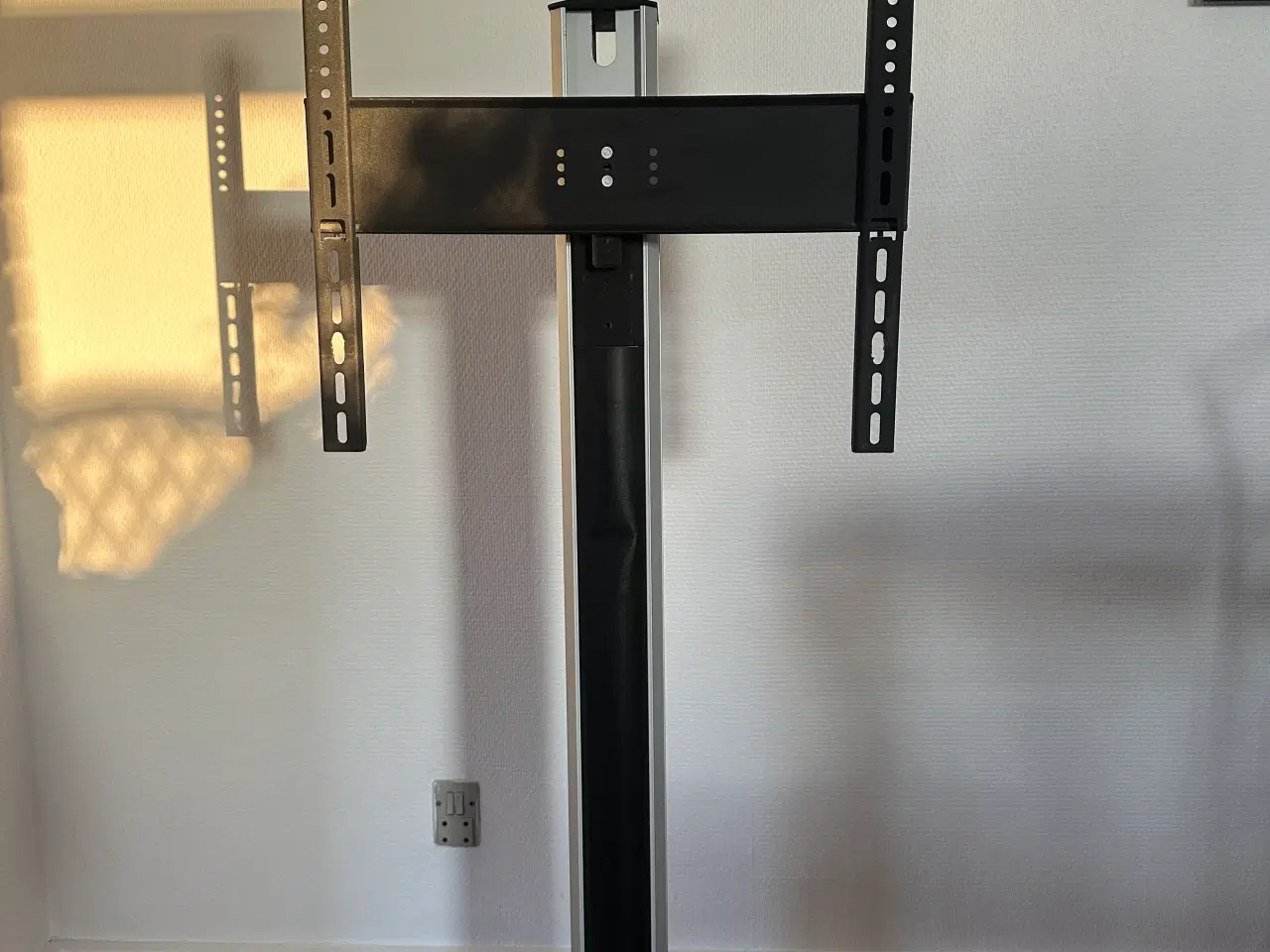Billede 1 - TV stander, sort