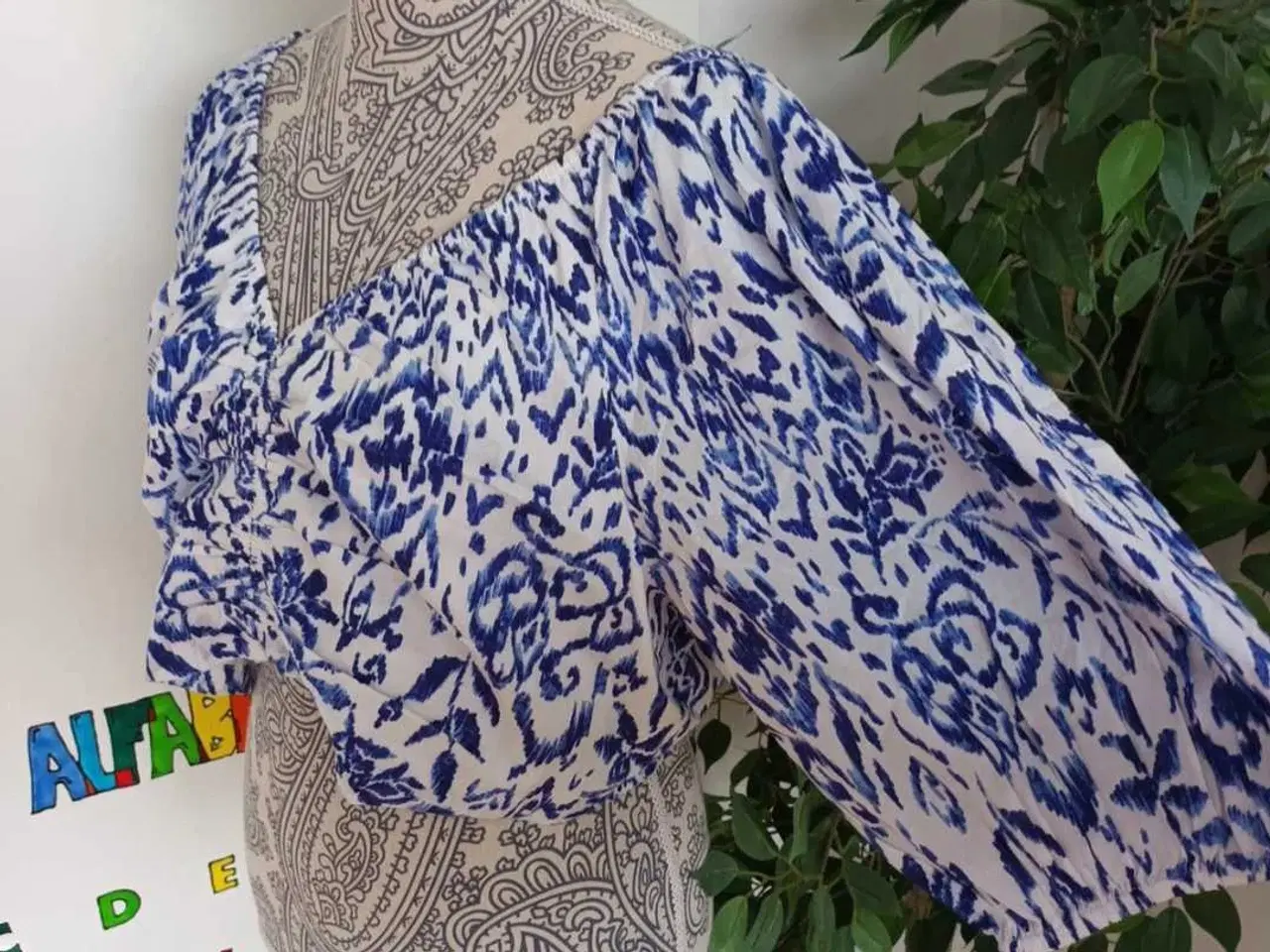Billede 5 - Top. Gina Tricot. XL/42