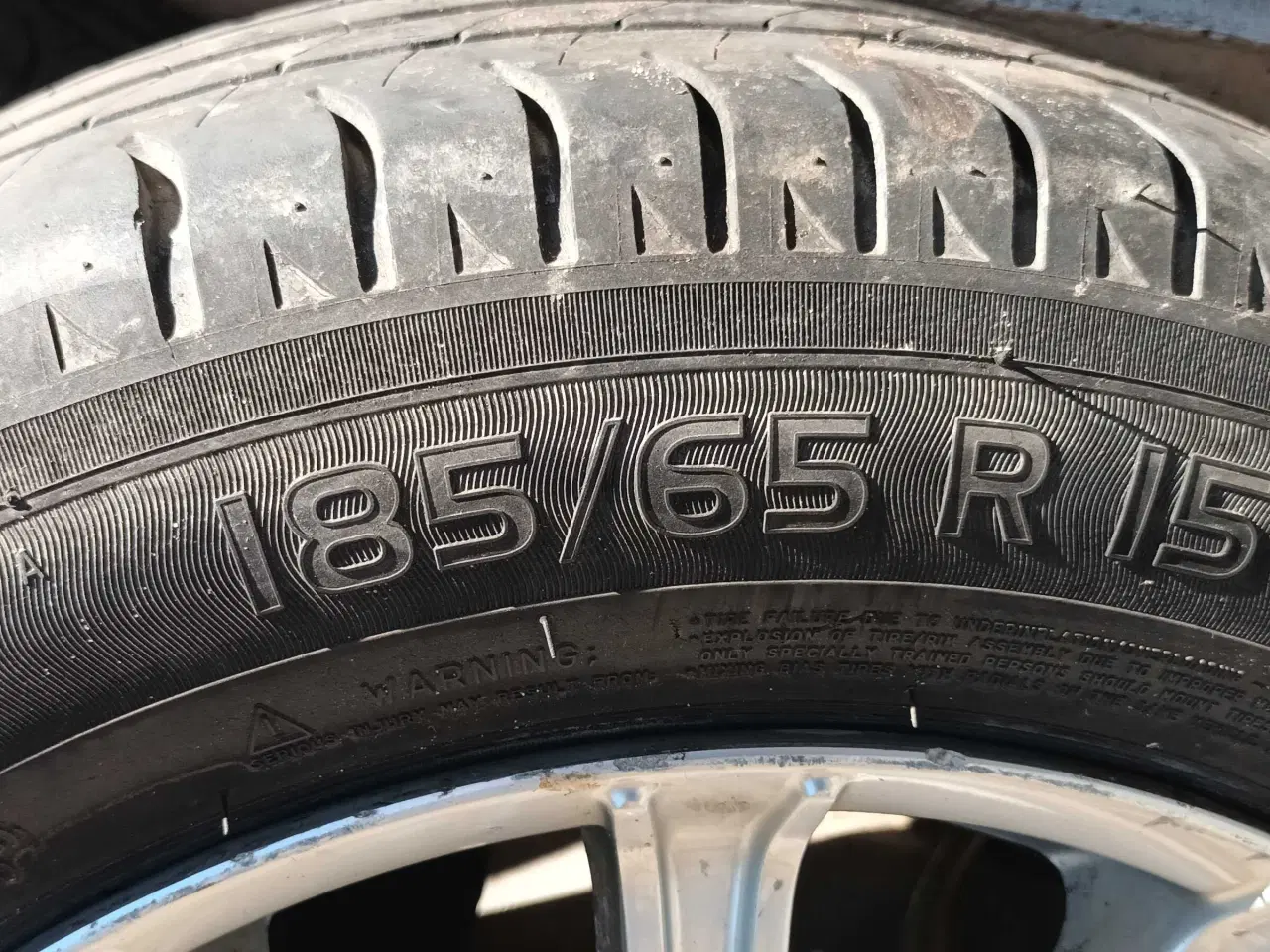 Billede 1 - Dæk fra ford focus 185x65x15