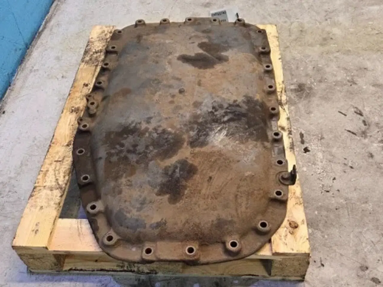 Billede 8 - Valtra S394    Dæksel   916101050060