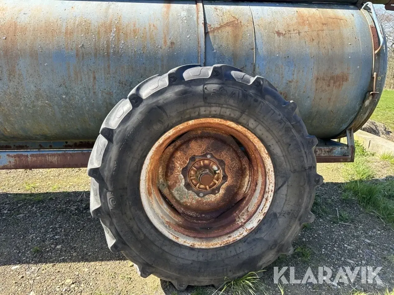 Billede 6 - Vandvogn - Låsbyvognen 6000L